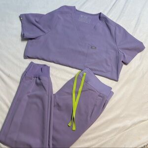 FIGS |LAVENDAR Scrub| Set with Green Accents
